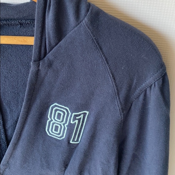 Guess Hoodie - Picture 3 of 5